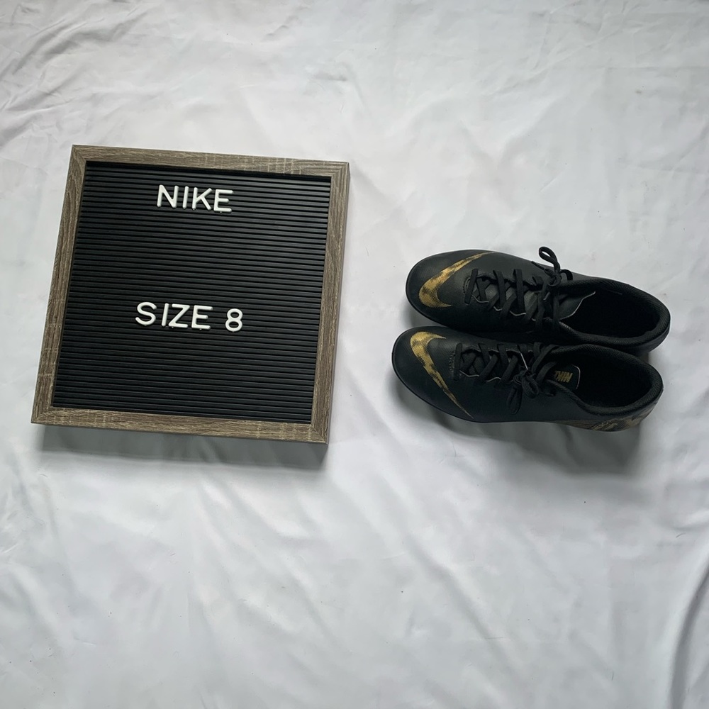 Nike mercurial soccer cleats